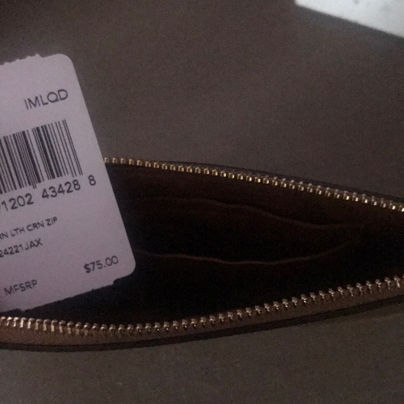 Coach wristlet - Picture 3 of 3